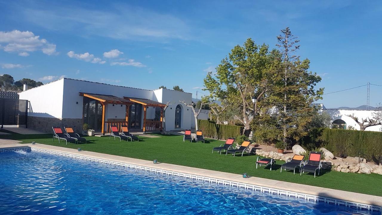 Artmonia Hotel Castalla Exterior photo